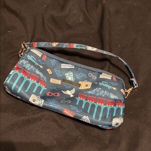 Harry Potter purse / mini Navy Novelty Print Wristlet Purse